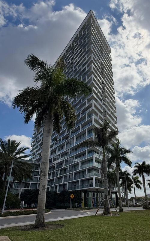 1109-2000 Metropica Way, Sunrise, FL, 33323-3215 | Card Image