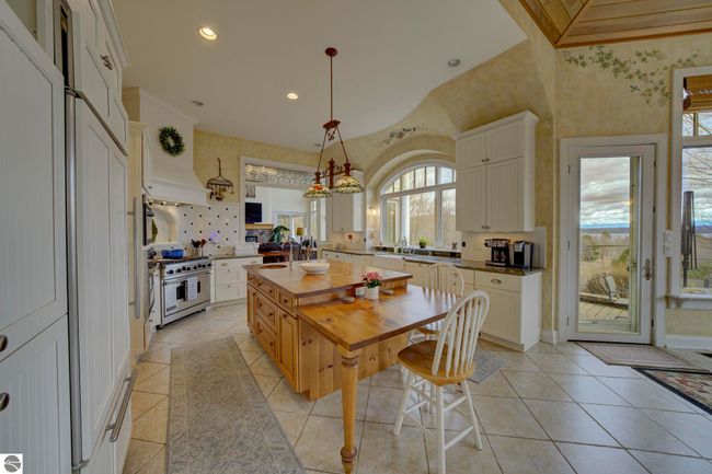 3970 N West Torch Lake Dr, House other with 4 bedrooms, 5 bathrooms and null parking in Kewadin MI | Image 15