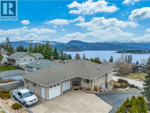 2814 Juniper Cres, Sorrento, BC, V0E2W2 | Card Image