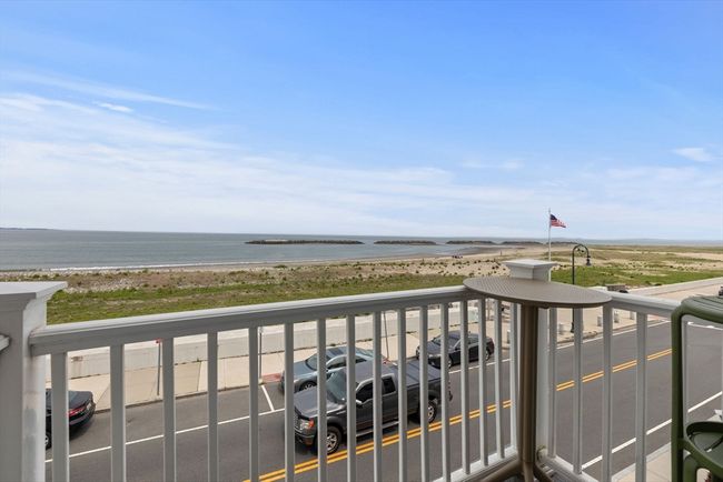 APT-4 - 148 Winthrop Shore Dr, Condo with 2 bedrooms, 2 bathrooms and 1 parking in Winthrop MA | Image 13