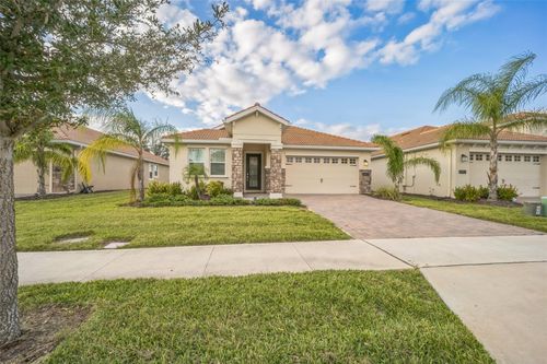 8907 Fallen Oak Dr, DAVENPORT, FL, 33896-7967 | Card Image