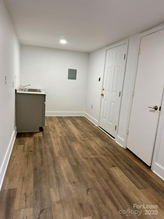 109 Broad St, House other with 3 bedrooms, 3 bathrooms and null parking in Shelby NC | Image 32