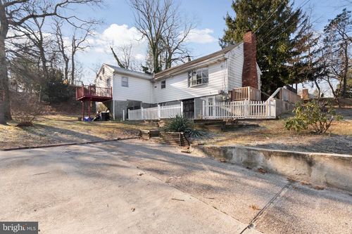 19 Davis Ave, CLEMENTON, NJ, 08021-4413 | Card Image