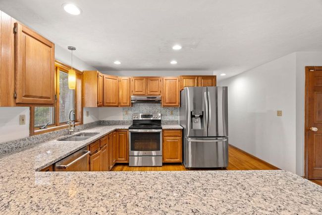 207 Hayden Rd, House other with 4 bedrooms, 4 bathrooms and null parking in Hollis NH | Image 16