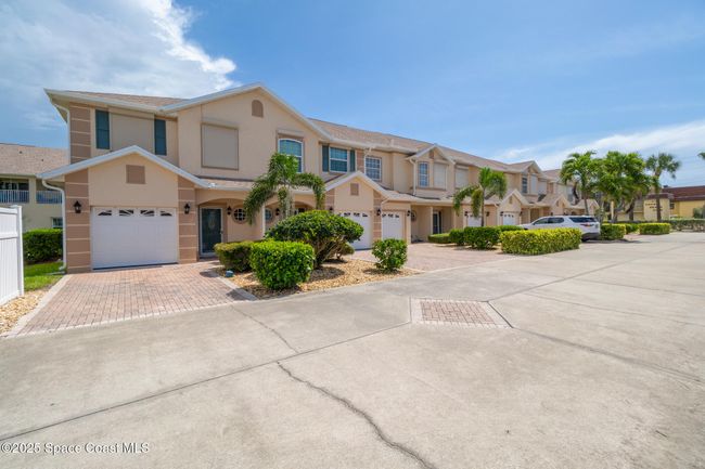 4 - 5201 Ocean Beach Blvd, Townhouse with 3 bedrooms, 3 bathrooms and null parking in Cocoa Beach FL | Image 43