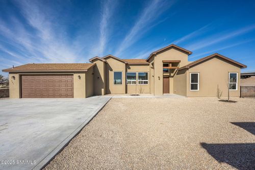 701 Basha Arc, Las Cruces, NM, 88005-4150 | Card Image