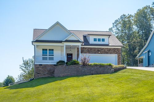 9346 Barbee Rd, Soddy Daisy, TN, 37379-3944 | Card Image