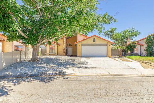 1544 E Norberry St, Lancaster, CA, 93535-3449 | Card Image