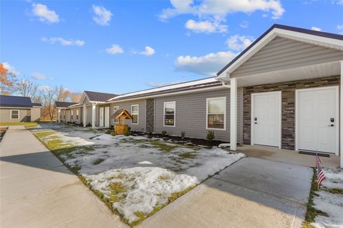 4-423 W 3rd St, Waterford, PA, 16441-8315 | Card Image