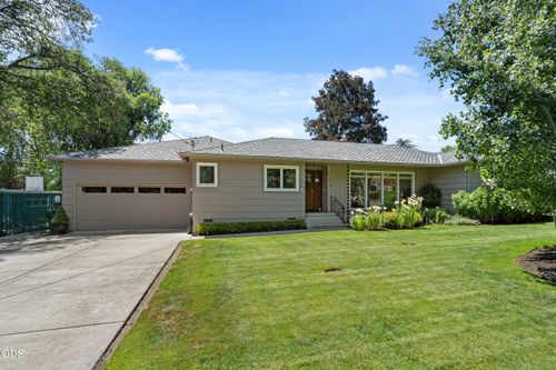 134 White Oak Dr, Medford, OR, 97504-7734 | Card Image