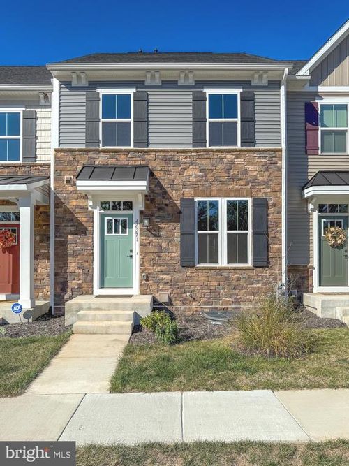 46271 Mount Kellogg Ter, STERLING, VA, 20164-9605 | Card Image
