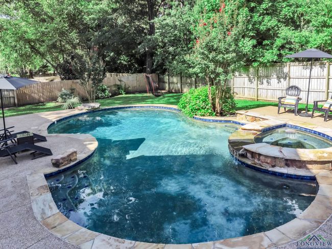 4401 Windrush Blvd, House other with 4 bedrooms, 5 bathrooms and null parking in Longview TX | Image 45