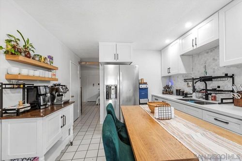 2127 Berry St, Lemon Grove, CA, 91945 | Card Image