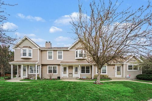 3262 Wimbledon Dr, Portage, MI, 49024-7801 | Card Image