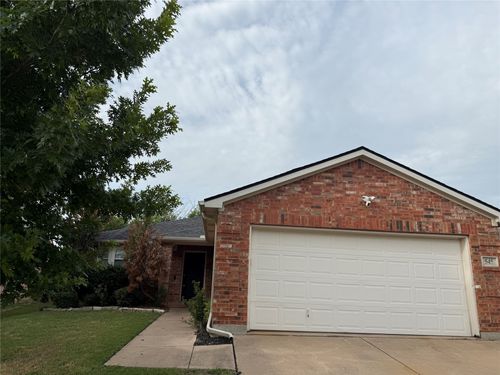545 Winbridge Ln, Haslet, TX, 76052-6113 | Card Image