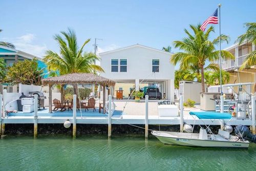 720 90th Street Ocean, Marathon, FL, 33050-3218 | Card Image