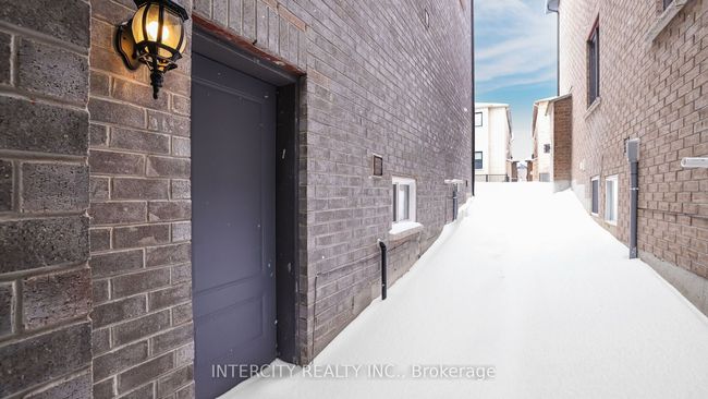 111 Walker Rd W, House other with 5 bedrooms, 4 bathrooms and 4 parking in Caledon ON | Image 30