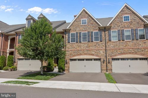 23 David Dr, Newtown, PA, 18940-2243 | Card Image