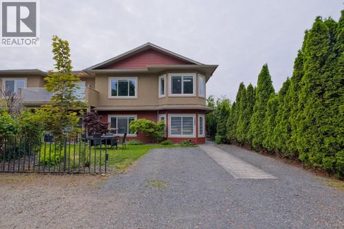 755 Birch Ave, Kelowna, BC, V1Y5H3 | Card Image
