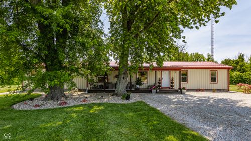 2317 1100, Lewisville, IN, 47352-9647 | Card Image