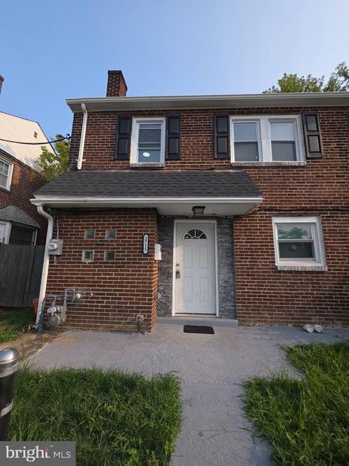 2715 Forwood St, CHESTER, PA, 19013-1902 | Card Image