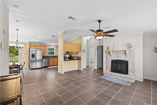 1182 Lee Rd, House other with 3 bedrooms, 2 bathrooms and 20 parking in Aransas Pass TX | Image 7