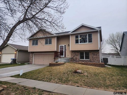 7242 N 15th St, Lincoln, NE, 68521-9011 | Card Image