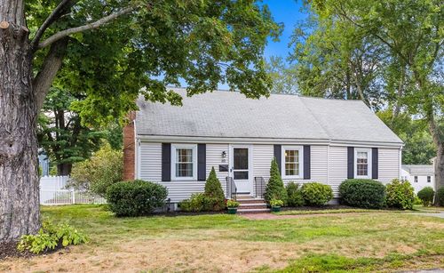 49 Springvale Rd, Reading, MA, 01867-3364 | Card Image