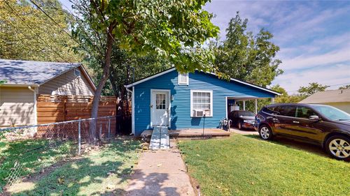 2505 W Walker St, Denison, TX, 75020-1435 | Card Image