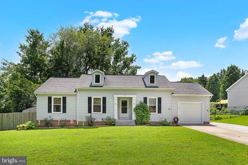 10813 Bent Tree Dr, FREDERICKSBURG, VA, 22407-1652 | Card Image