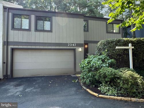 2347 Glade Bank Way, RESTON, VA, 20191-2732 | Card Image