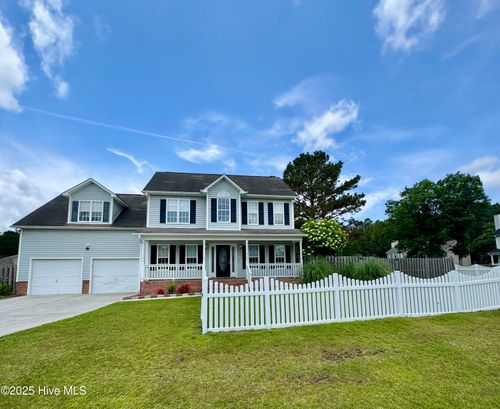 125 Batchelor Trl, Jacksonville, NC, 28546-9214 | Card Image