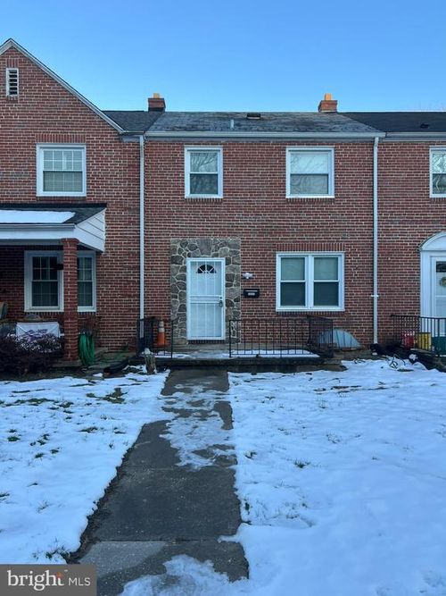 3925 Rexmere Rd, BALTIMORE, MD, 21218-2037 | Card Image