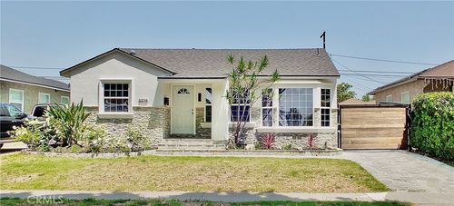 5218 Bellflower Blvd, Lakewood, CA, 90713-1815 | Card Image