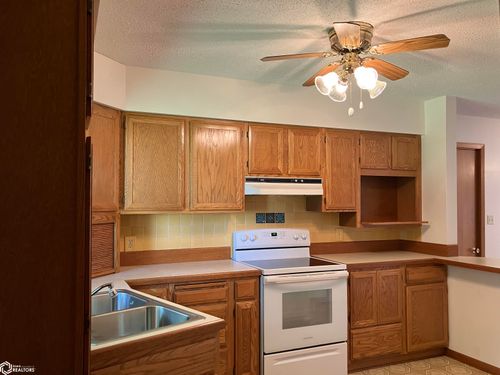 714 N 9th St, Clear Lake, IA, 50428-1545 | Card Image