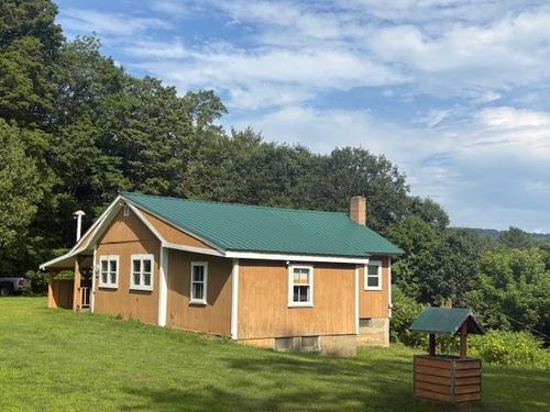 215 Old Quechee Rd, Quechee, VT, 05059-3019 | Card Image