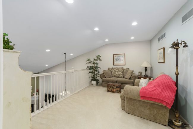 731 E Bluff Ct, Condo with 3 bedrooms, 4 bathrooms and null parking in Rochester Hills MI | Image 32