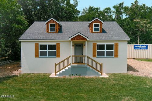 613 Kimberlin Heights Rd, Kimberlin Heights, TN, 37920-8948 | Card Image
