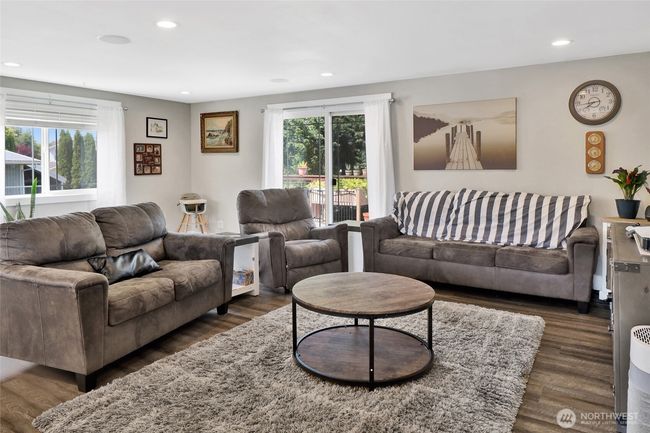 8984 Delta Line Rd, House other with 5 bedrooms, 3 bathrooms and 12 parking in Custer WA | Image 10