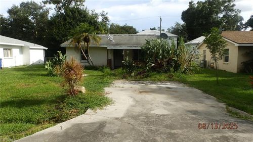 537 Capitol St, North Fort Myers, FL, 33903-2814 | Card Image