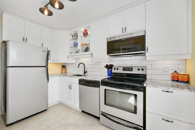 111-200 East St S, Condo with 2 bedrooms, 2 bathrooms and 1 parking in Bobcaygeon ON | Image 15