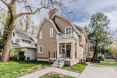 1324 Wells St, Ann Arbor, MI, 48104-3911 | Card Image