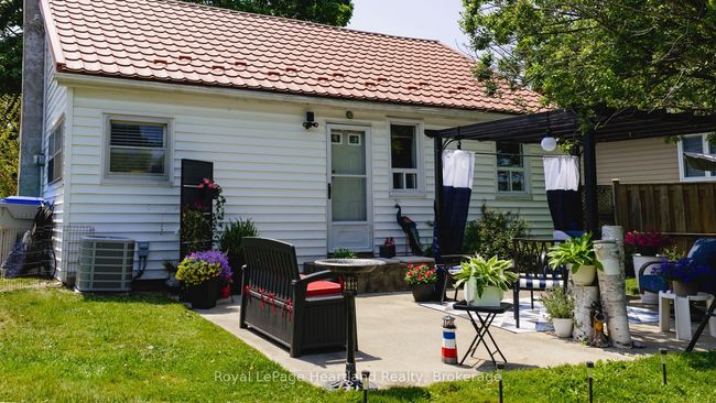 305 Mary St, House other with 3 bedrooms, 1 bathrooms and 4 parking in Goderich ON | Image 26