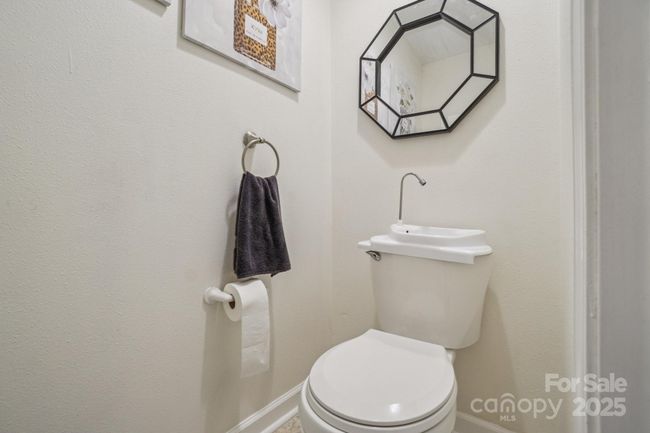 Half bath | Image 21