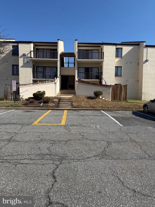 apt-202-1a-10122 Campus Way S, UPPER MARLBORO, MD, 20774-2134 | Card Image