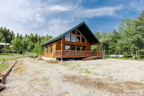 3576 Rock Creek Rd, Island Park, ID, 83429-5015 | Card Image