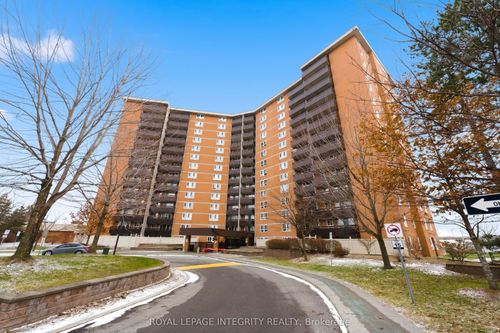 401-2000 Jasmine Cres, Gloucester, ON, K1J8K4 | Card Image