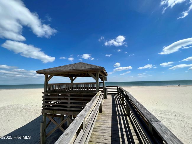 24 Pender St, House other with 5 bedrooms, 5 bathrooms and 1 parking in Ocean Isle Beach NC | Image 59