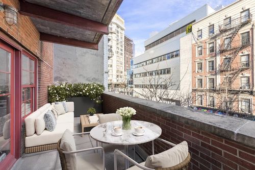 3-202 Spring St, New York, NY, 10012-3645 | Card Image