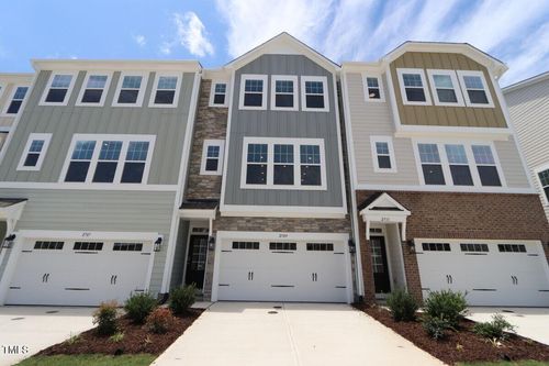 560-2709 Hunter Woods Dr, Apex, NC, 27502-7183 | Card Image